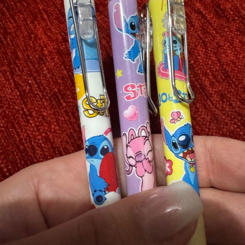 Stitch pens pack of 3 like new, 0.5 mm black gel ink