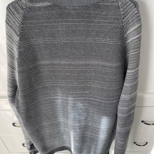 Nike men medium jacket like new, zebra pattern