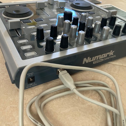 Numark Classic Digital DJ Setup used