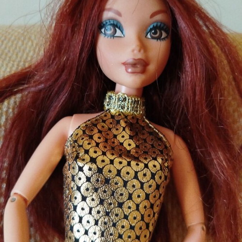 Chelsea doll from My Scene by Mattel like new, Y2K style