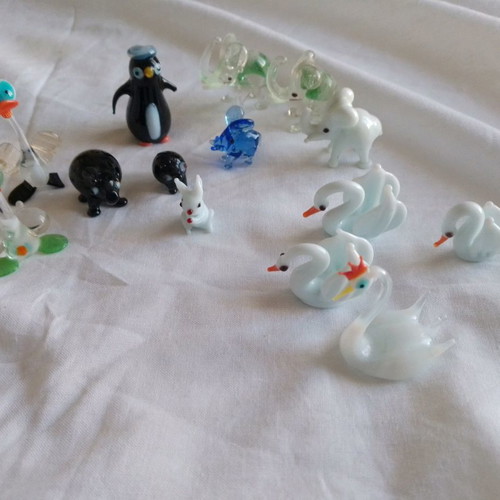 Murano animal figurines used, pack of 15 pieces