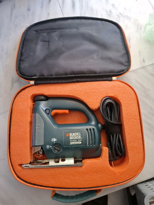 Σεγα κοπής Black and Decker 400W σαν καινούργιο με θήκη
