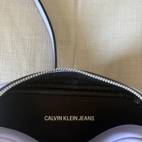 Calvin Klein lilac crossbody bag like new