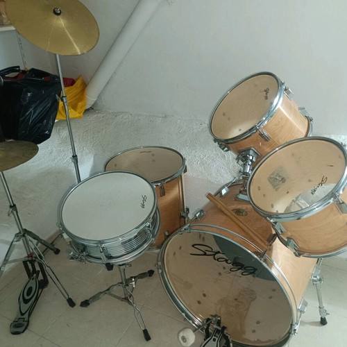 Drums Stagg και ξυλάκια καφέ καινούργια