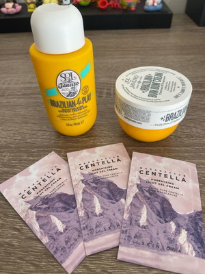 Sol de Janeiro samples set like new