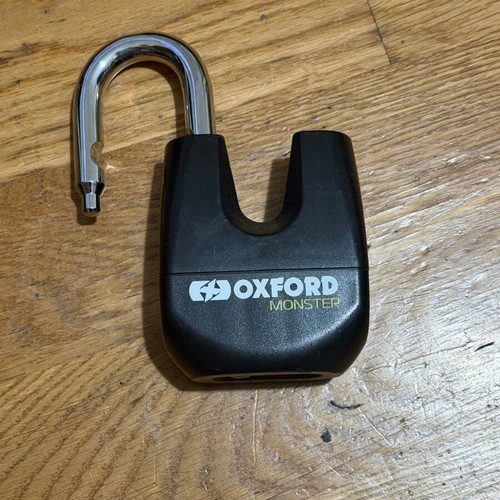 Oxford Monster Motorcycle Chain with Disc Lock 1.2m like new