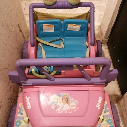 Αυτοκίνητο Barbie jeep μεταχειρισμένο για μικρά κοριτσάκια με μπαταρία