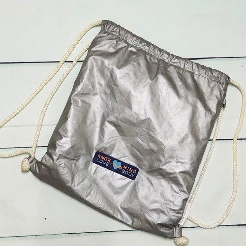 Body Shop shoulder/back bag like new, 100% nylon