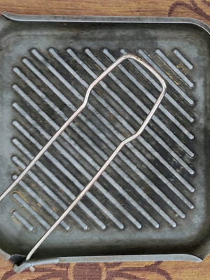 Used grill pans 24x24 cm with handle