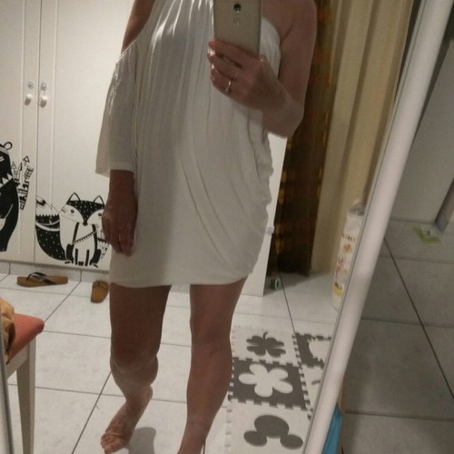 Zigzag dress used, size M-L, white