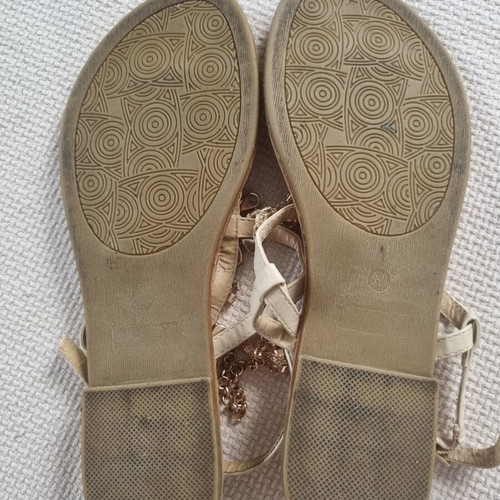 Voi & Noi sandals size 38, beige and gold