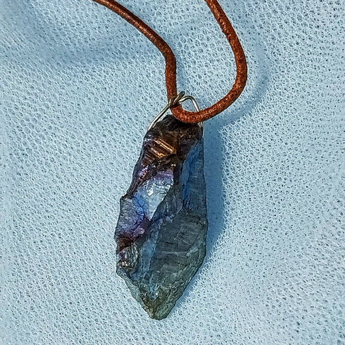 Aura stone pendant new with leather cord