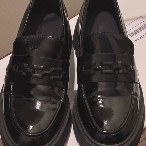 S.Oliver moccasins size 37 like new, patent leather