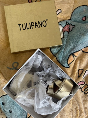 Tulipano high heels new, size 39, gold