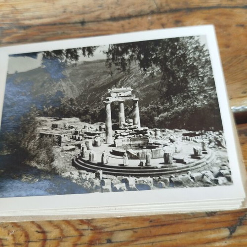 Album with 8 used photos from Delphi by Spyros Meletzis