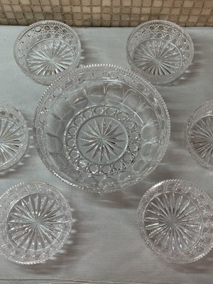 Vintage Crystal Salad Bowl Set 7 Pieces like new