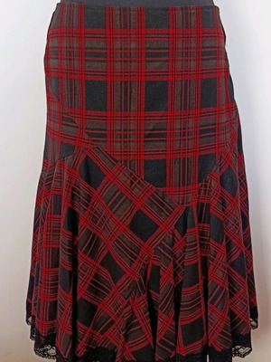 Vintage Fiorella plaid low-rise skirt new, black and red