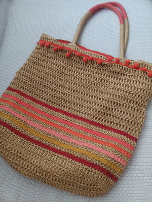 Carpisa straw shoulder bag like new, beige and orange