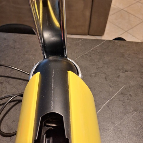 Nespresso espresso machine and milk frother like new