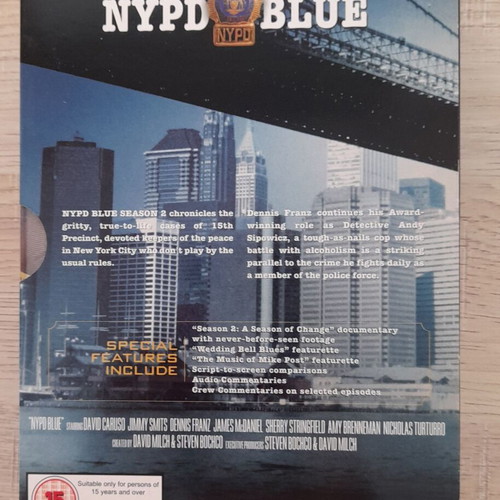 NYPD Blue second season DVD used, region 2