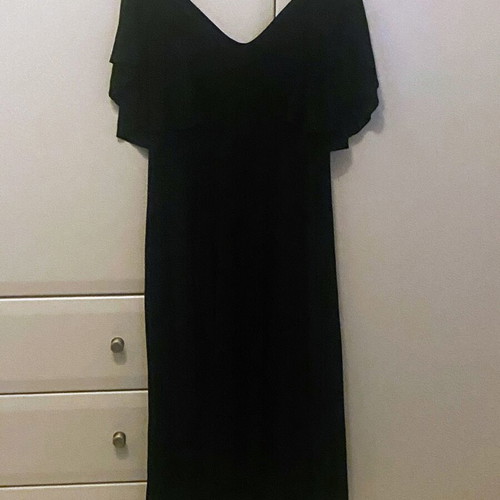 Lux USA black elegant dress Small with romantic sleeves and belt