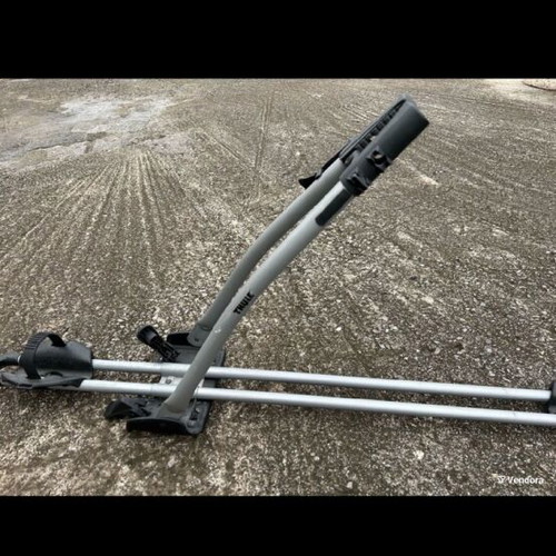 Thule car roof bike rack like new