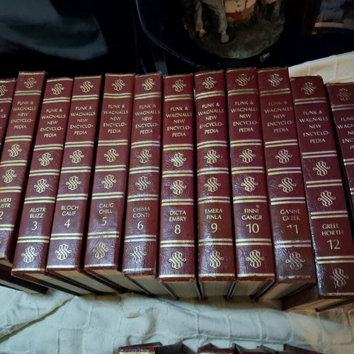 Funk and Wagnalls Encyclopedia Complete 27 Volumes like new, 1973