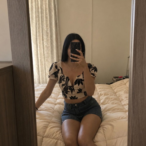 Night Out Short Blouse like new, black and beige, size S