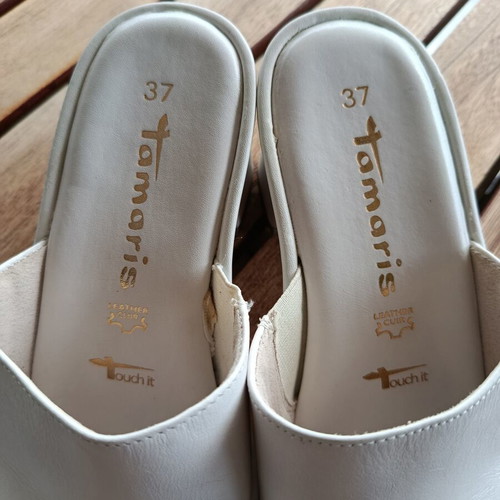 Tamaris white leather mules size 37 like new with Touch it comfort