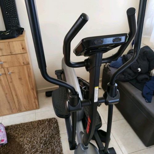 Axxon Exceed e30 elliptical trainer like new