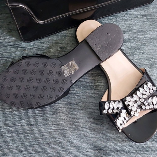 Di'nuovo women's sandal-type slippers like new, size 39