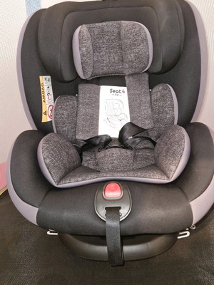 Автокресло Chicco Seat4Fix въртящо се, като ново
