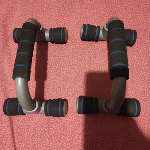 Ground support handles like new