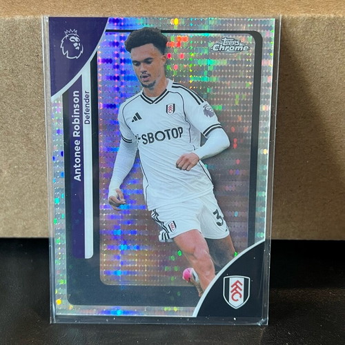 Antonee Robinson 2025-26 Topps Chrome Premier League Pulsar Refractor #100 like new
