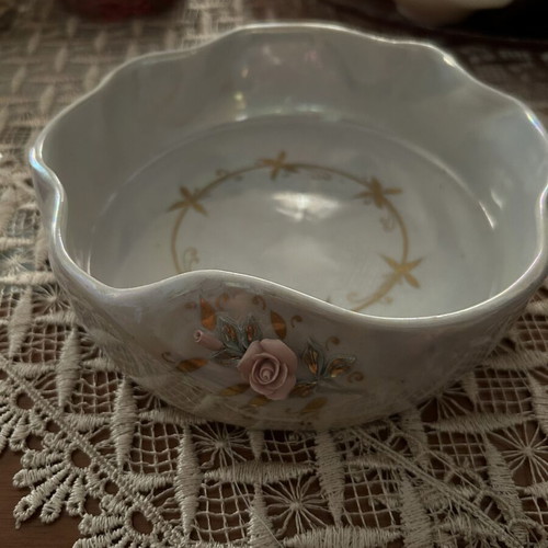 Porcelain cup like new