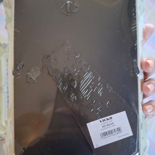 VICKO photo frames with vintage embossed design, cream