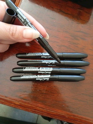 Permanent markers used, pack of 3