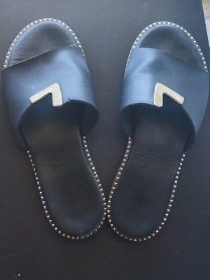Luigi sandals used, size 36, black with studs and V shape
