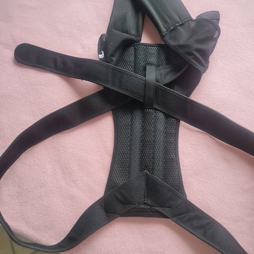 Back posture corrector used, size M, black
