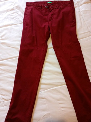Benetton burgundy pants like new, size 48