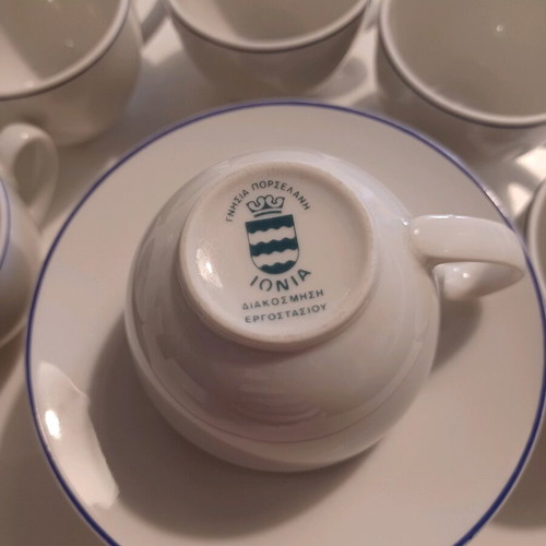 Bravo collectible coffee set with 6 cups and 6 saucers