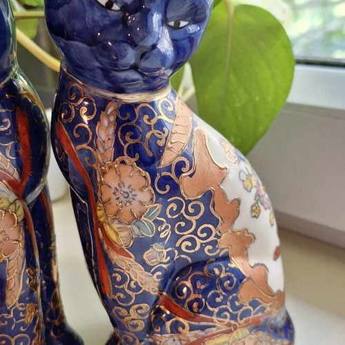 Decorative ceramic cats like new, hand-painted blue with gold ornaments