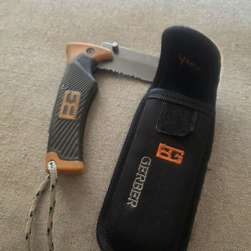 Gerber knife used, fully functional