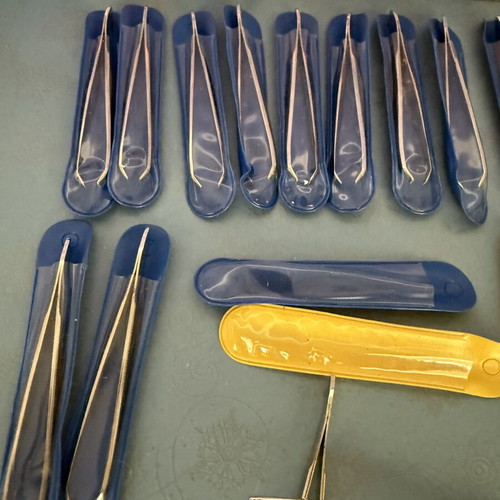 Eyebrow Tweezers set of 20 new with cases