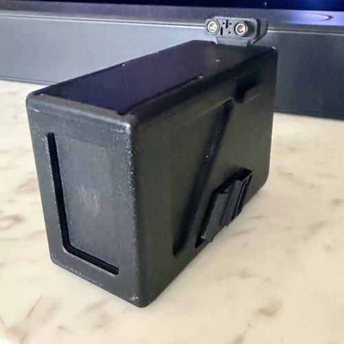 DJI FPV Battery like new with 32 charge cycles
