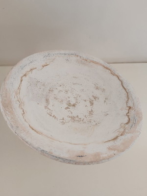 Decorative shabby chic pedestal plate