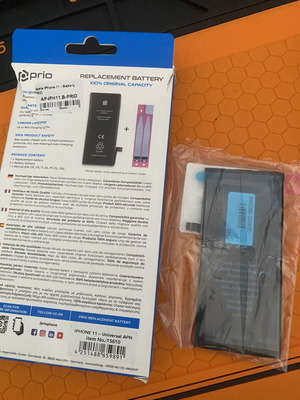 11iphone prio battery 100% new