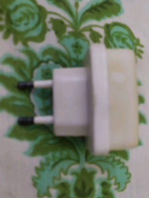Plastic night light like new
