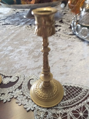 Μπρούτζινο κηροπήγιο μεταχειρισμένο, ύψος 17 εκατοστά