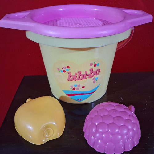 Vintage Bibi-bo El Greco Beach Toy Set 1980s like new